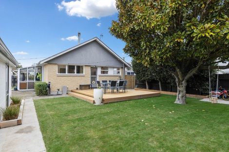 Photo of property in 5 Bassett Street, Burwood, Christchurch, 8083