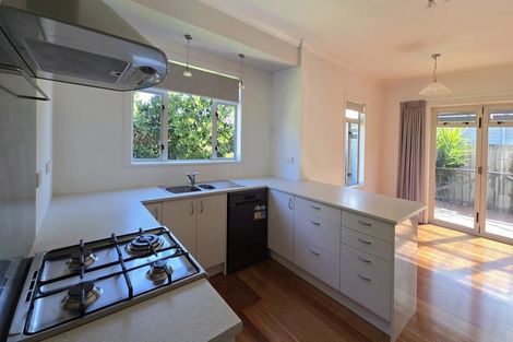 Photo of property in 17 Anzac Avenue, Onekawa, Napier, 4110