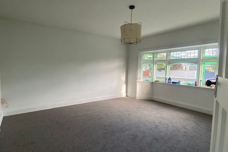 Photo of property in 9 Martin Avenue, Beckenham, Christchurch, 8023