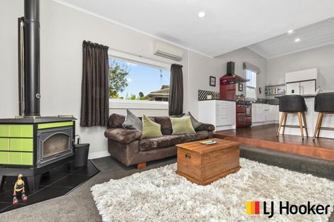 Photo of property in 13 Polandson Place, Opaheke, Papakura, 2113