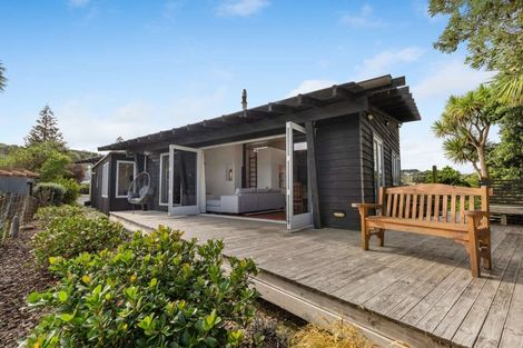 Photo of property in 20 Mowhanau Drive, Kai Iwi, Whanganui, 4574