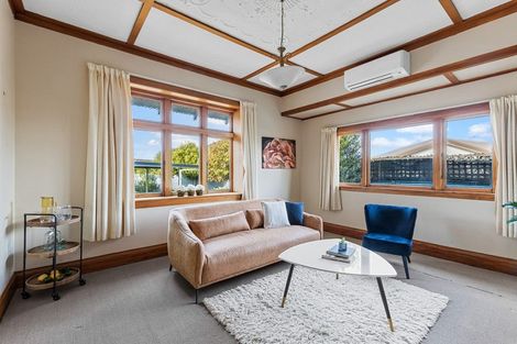 Photo of property in 25 Tiller Close, Kelvin Grove, Palmerston North, 4414