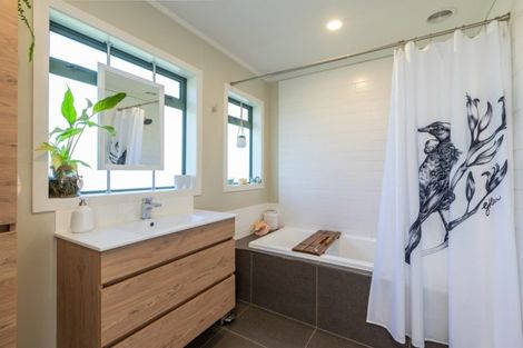 Photo of property in 137 Worthington Road, Wellsford, 0974