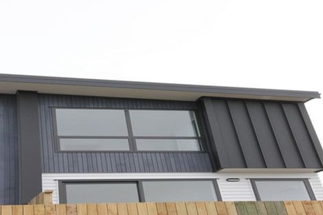 Photo of property in 15/62 Spenmoor Street, Newlands, Wellington, 6037