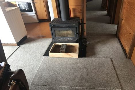 Photo of property in 6 Aries Place, Kawaha Point, Rotorua, 3010