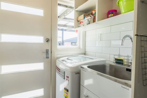 Photo of property in 63 Charlcott Street, Burnside, Christchurch, 8053