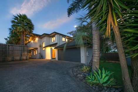 Photo of property in 45 Hogarth Rise, West Harbour, Auckland, 0618