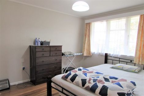 Photo of property in 121 Kings Crescent, Hutt Central, Lower Hutt, 5010