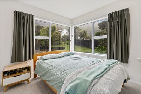 Photo of property in 27 Chester Road, Tawa, Wellington, 5028