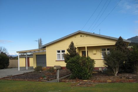 Photo of property in 20 Clifford Street, Blackball, 7804