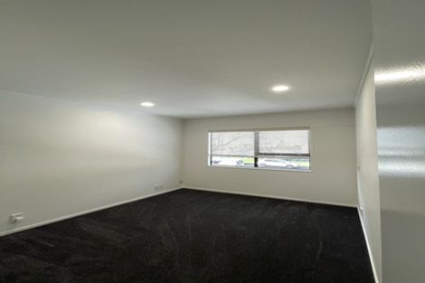 Photo of property in 32a Elliot Street, Howick, Auckland, 2014