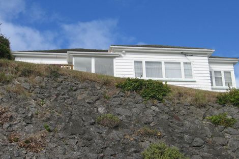 Photo of property in 39 Cavendish Square, Strathmore Park, Wellington, 6022