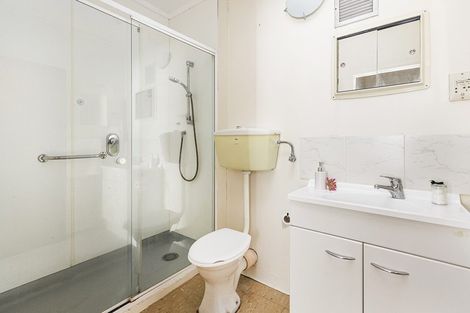 Photo of property in Hobson Court Flats, 42/70 Hobson Street, Thorndon, Wellington, 6011