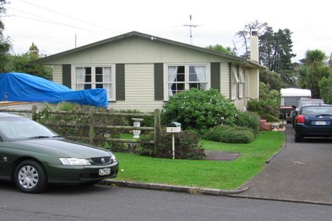 Photo of property in 2 Pelorus Place, Pakuranga, Auckland, 2010