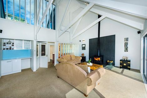 Photo of property in 11 Toledo Place, Mount Pleasant, Christchurch, 8081