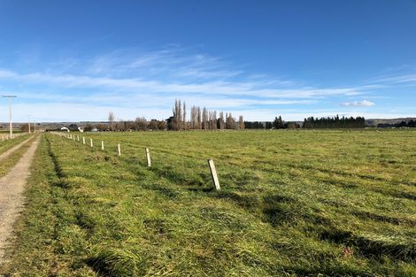 Photo of property in 69 Mchardy Road, Sutton, Middlemarch, 9597