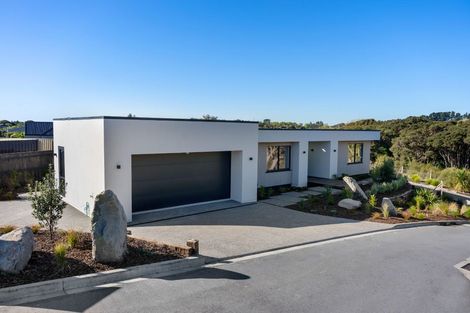 Photo of property in 42 Anderson Park Drive, Waikanae, 5036