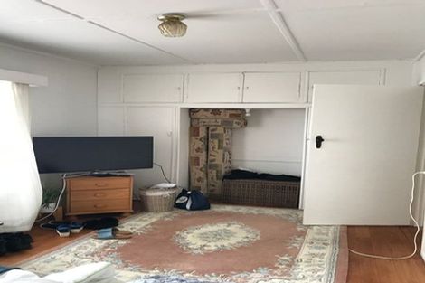 Photo of property in 47 The Esplanade, Eastern Beach, Auckland, 2012