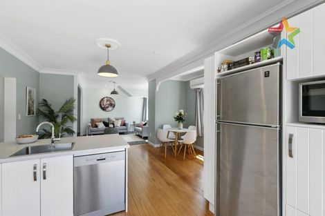 Photo of property in 57 Makara Road, Karori, Wellington, 6012