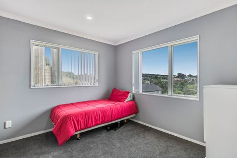 Photo of property in 22 Brownlee Place, Pukekohe, 2120