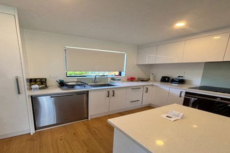 Photo of property in 8/2 Windermere Crescent, Blockhouse Bay, Auckland, 0600