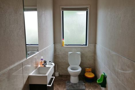 Photo of property in 131 Foster Road, Kumeu, 0891