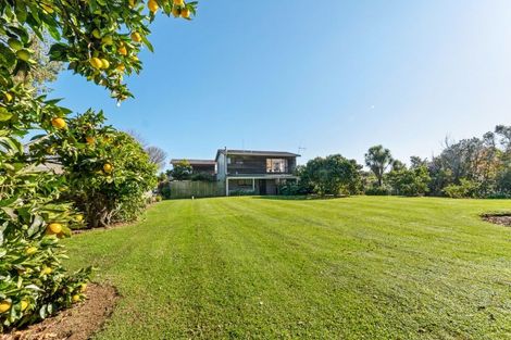 Photo of property in 27 Donnelly Street, Oakura, 4314