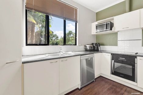 Photo of property in 2 Arlose Place, Westgate, Auckland, 0614
