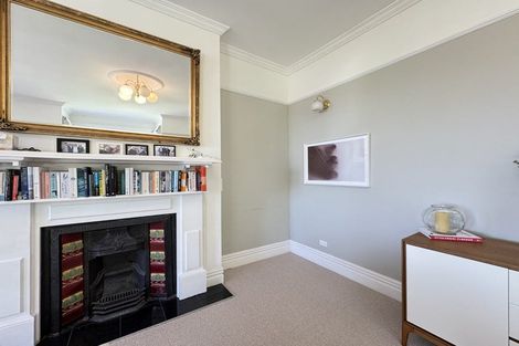 Photo of property in 117 Townsend Road, Miramar, Wellington, 6022