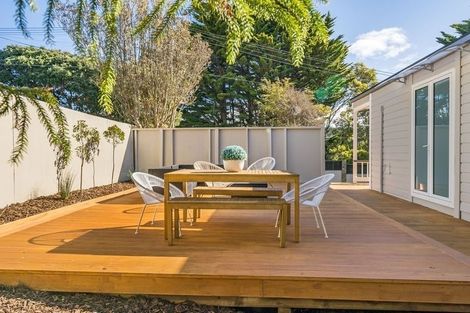 Photo of property in 1 Macaulay Street, Johnsonville, Wellington, 6037