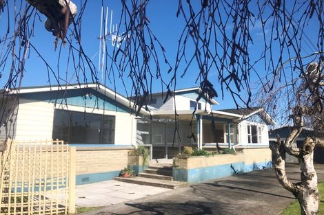 Photo of property in 10 William Street, Levin, 5510