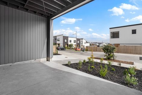 Photo of property in 55 Puihi Crescent, Massey, 0614