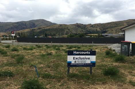 Photo of property in 13 Phoenix Place, Cromwell, 9310