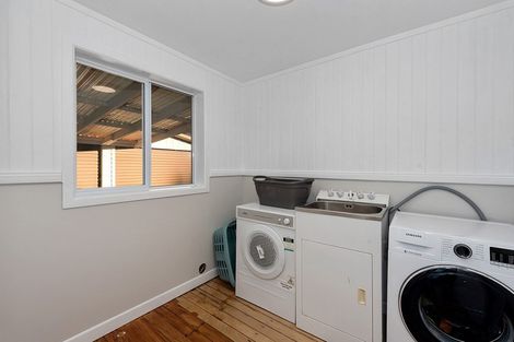 Photo of property in 11 Windsor Road, Maeroa, Hamilton, 3200