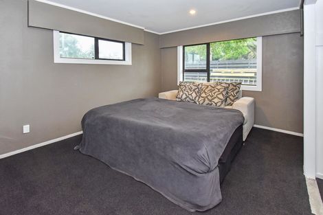 Photo of property in 1a Sikkim Crescent, Clover Park, Auckland, 2019