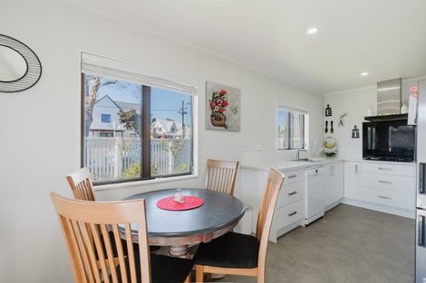 Photo of property in 212a Maeroa Road, Maeroa, Hamilton, 3200