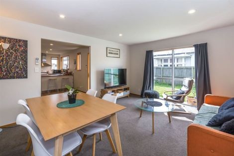 Photo of property in 2/74 Wildberry Street, Woolston, Christchurch, 8023