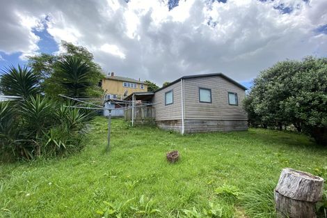 Photo of property in 32 Paihia Road, Onehunga, Auckland, 1061