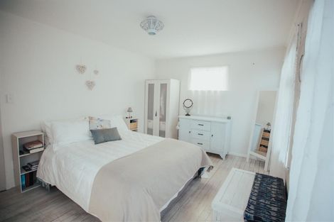 Photo of property in 77 West Belt, Rangiora, 7400