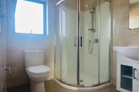 Photo of property in 2/8 Kerrs Road, Wiri, Auckland, 2104