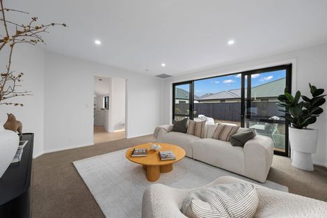 Photo of property in 55 River Stone Drive, Halswell, Christchurch, 8025