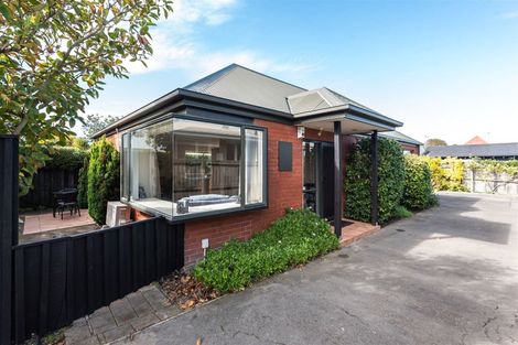 Photo of property in 2/76 Saint Albans Street, St Albans, Christchurch, 8014