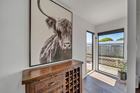 Photo of property in 37 Tawa Street, Hawera, 4610