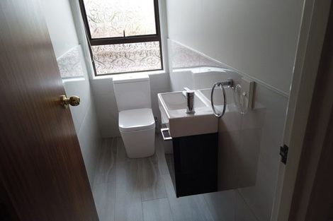 Photo of property in 33 Derrimore Heights, Clover Park, Auckland, 2019