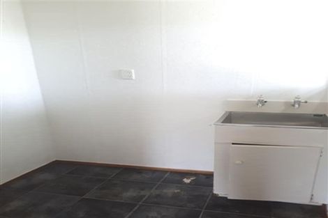 Photo of property in 2/290 Wairau Road, Glenfield, Auckland, 0629