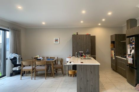 Photo of property in 21 Eyton Kay Road, Hobsonville, Auckland, 0616