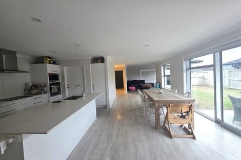 Photo of property in 30 Stevenson Drive, Papamoa, 3118