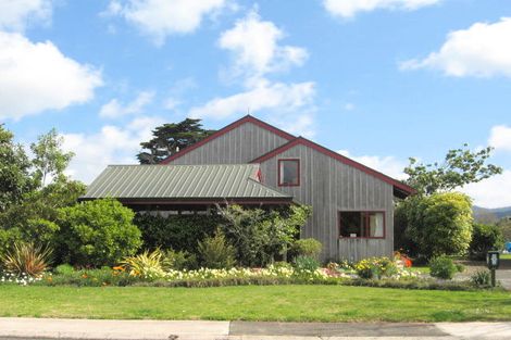 Photo of property in 30 Robinson Road, Whitianga, 3510