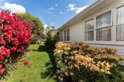 Photo of property in 10 Te Kanawa Crescent, Henderson, Auckland, 0610