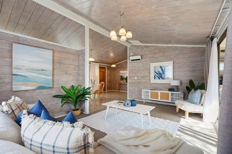 Photo of property in 11a Pokapu Place, Bethlehem, Tauranga, 3110